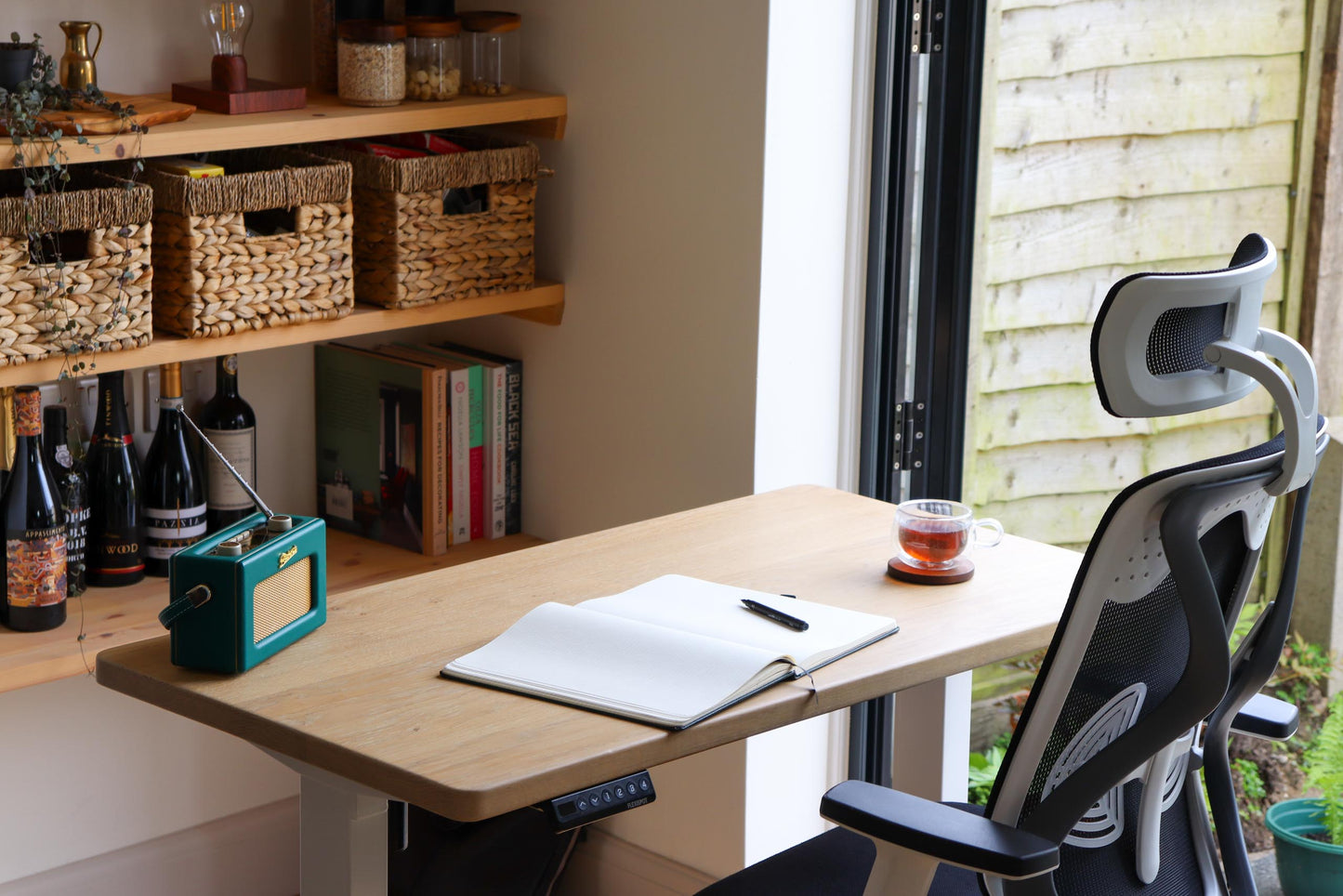 Infinity Collection: Standing Desk, Oak (ex demo)